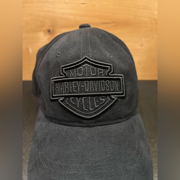 Black Harley Davidson Baseball Hat - Picture 2 of 3
